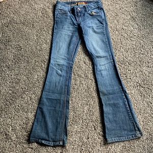 Size 0 women’s bootcut jeans